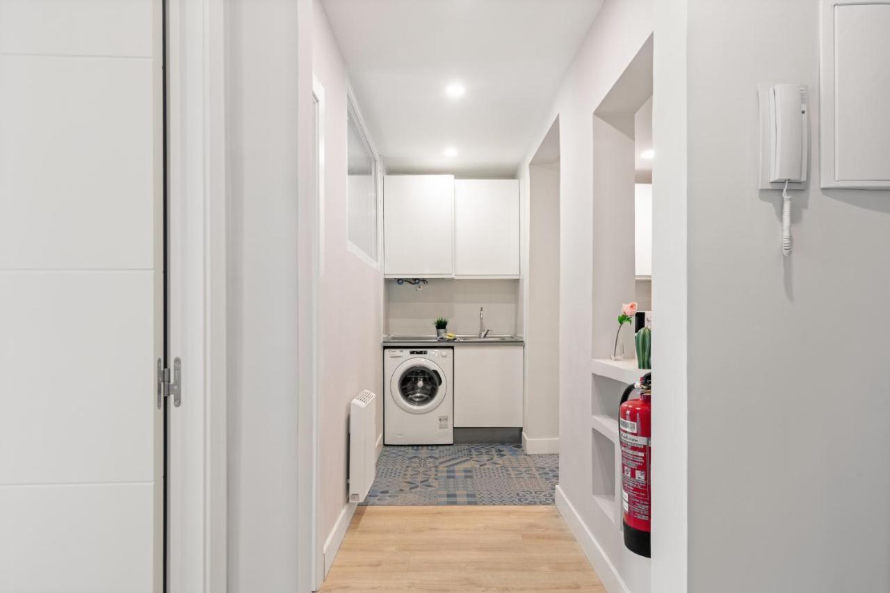 2 Bedrooms 1 Bathroom Furnished - Las Letras - Bright - Mintystay Madrid Bagian luar foto