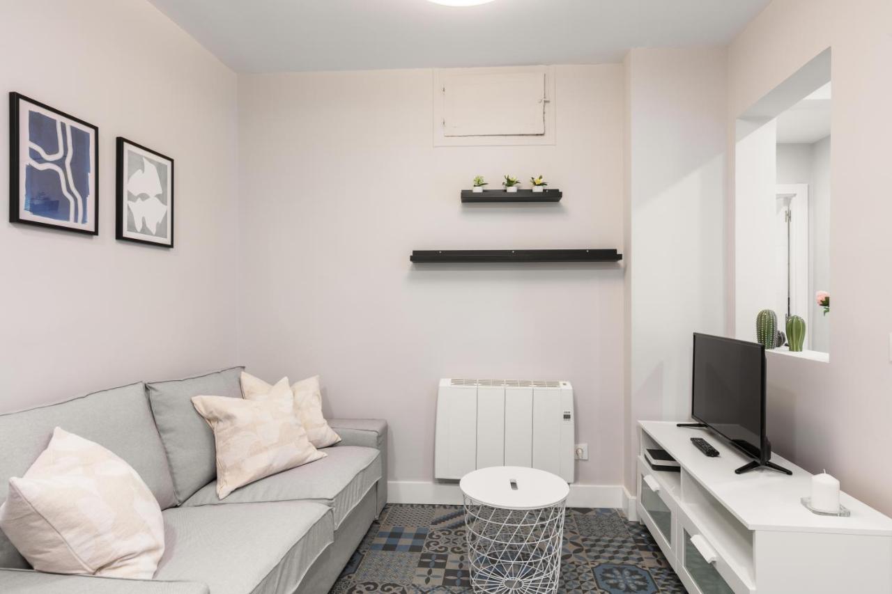 2 Bedrooms 1 Bathroom Furnished - Las Letras - Bright - Mintystay Madrid Bagian luar foto