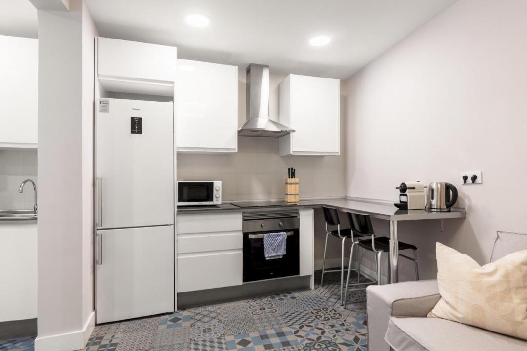 2 Bedrooms 1 Bathroom Furnished - Las Letras - Bright - Mintystay Madrid Bagian luar foto